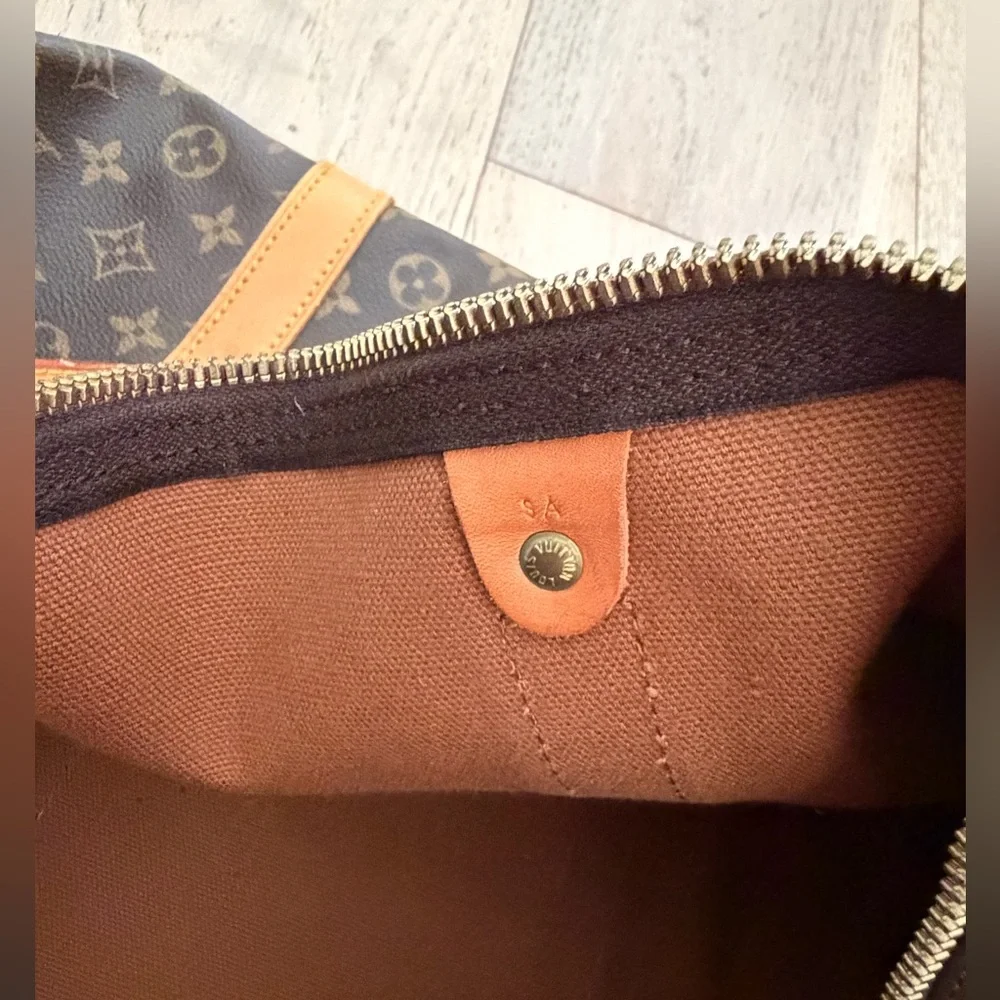 Louis Vuitton Keepall 55 • Vintage Monogram • Made in France